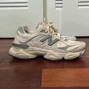 New Balance 9060 Sea Salt - US Size 7.5 Men / 9 Women